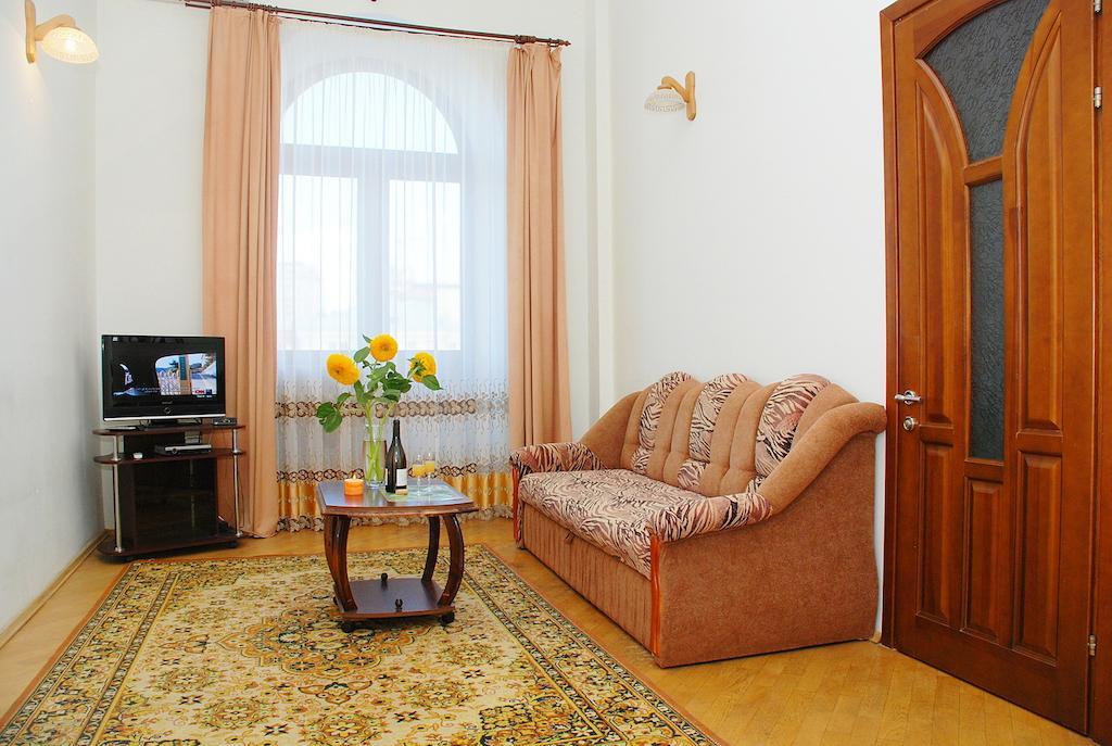 Rentday Apartments - Kiev Eksteriør billede